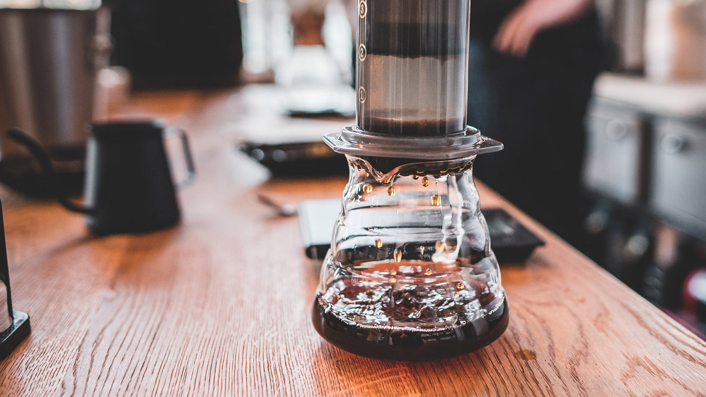 AEROPRESS-ZUBEREITUNG-KAFFEEHEIMAT-SPECIALTY-COFFEE