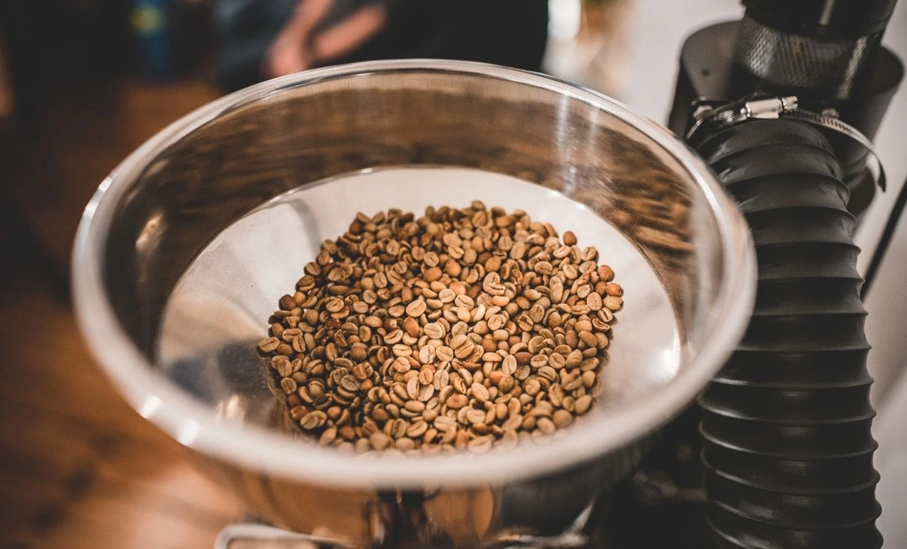 Kaffeebohnen für Frage Wie wird Kaffee entkoffeiniert