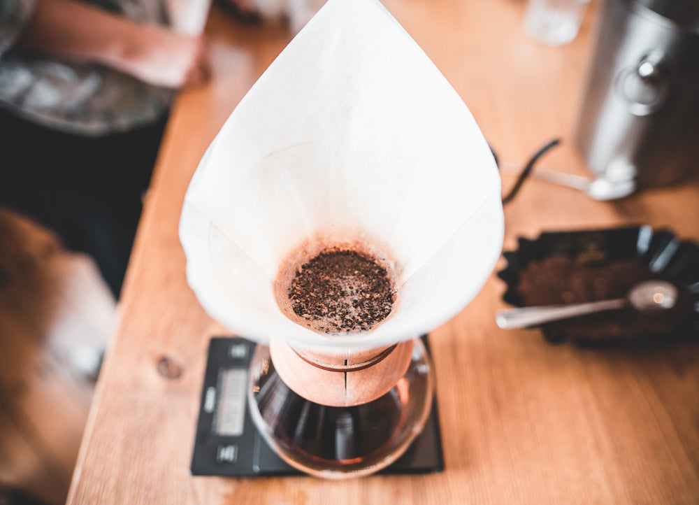 kaffeebrewda-extrahieren-chemex-kaffeeheimat-filterkaffee-kaffeesatz-entsorgen